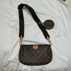 COPY - Multi Pochette accessory